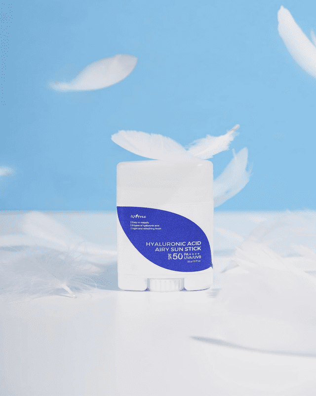 Isntree Hyaluronic Acid Airy Sun Stick